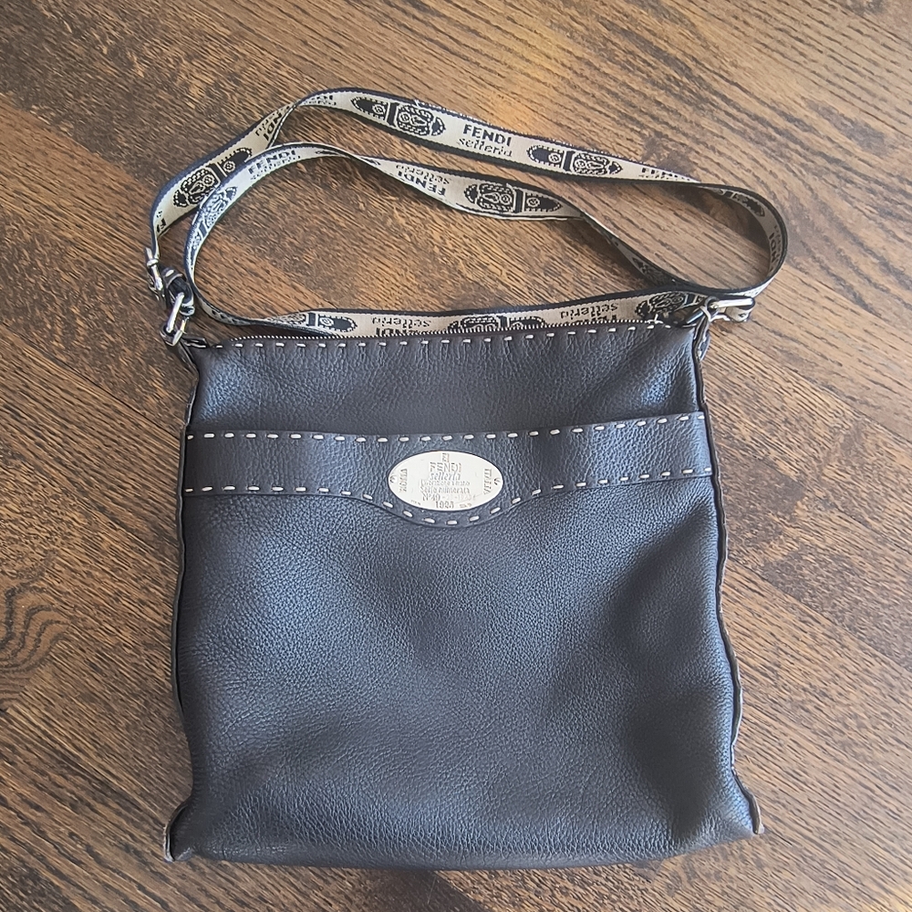 Fendi Selleria Crossbody Dark Brown Pebbled Leather Zip Messenger Shoulder Bag
